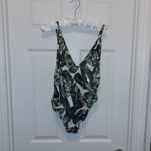 SHEIN Women's Bodysuit With Green Jungle Theme szL